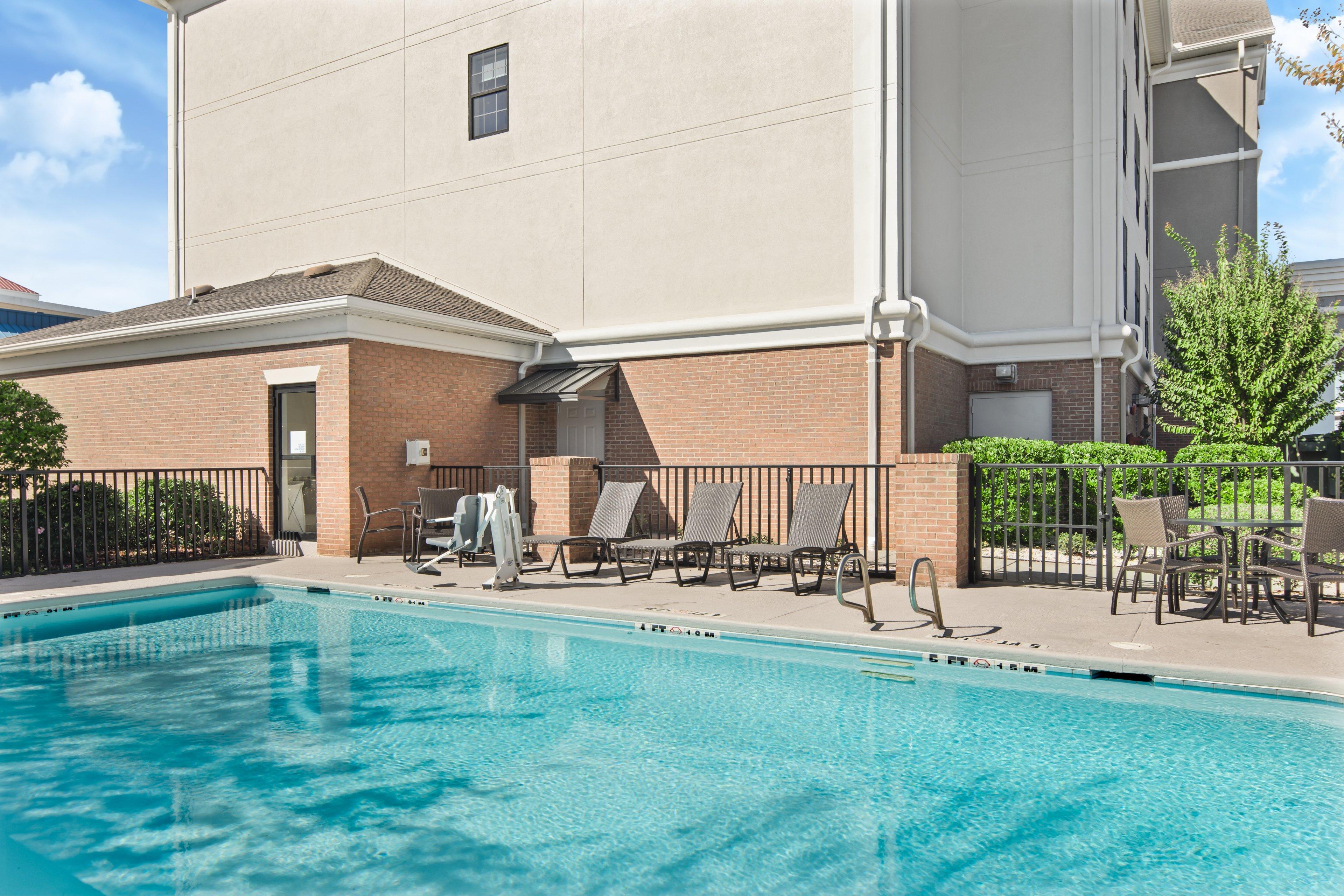Holiday Inn Express Hotel & Suites Byron By Ihg מראה חיצוני תמונה