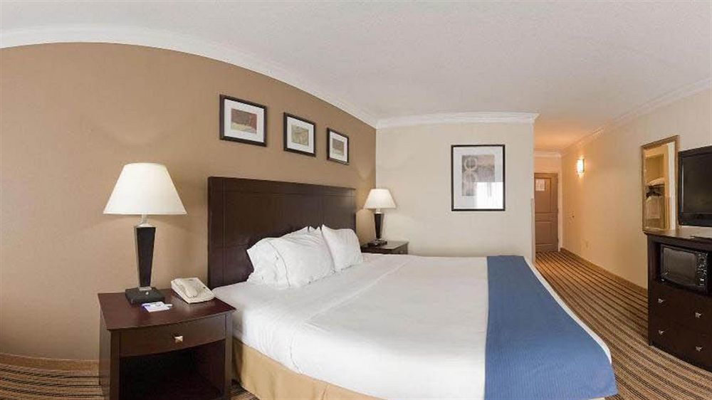 Holiday Inn Express Hotel & Suites Byron By Ihg מראה חיצוני תמונה